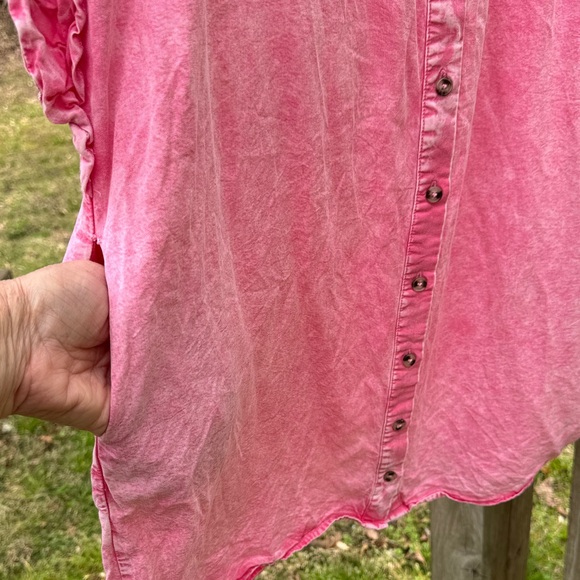 Washed Pink Button-Down Short Sleeve Dress Shirt - Picture 7 of 8